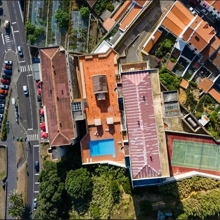 3 Balconies With Sea View - Restaurants Below - Personalized Support - -domostay Al