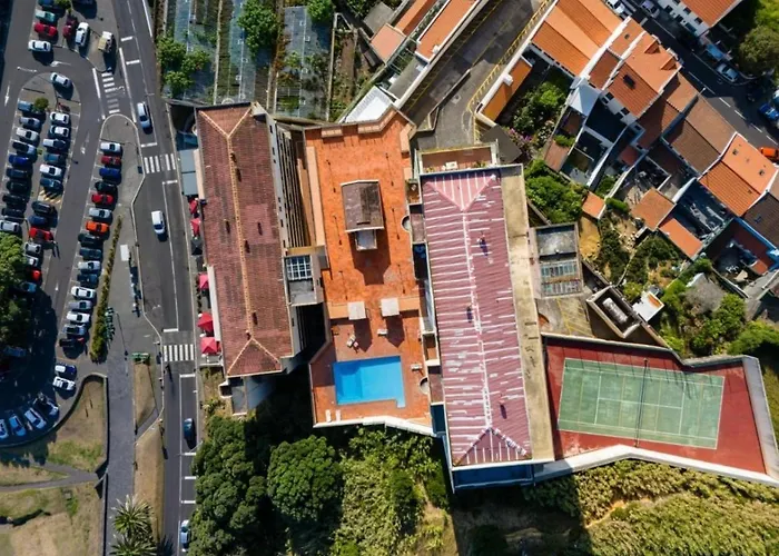 3 Balconies With Sea View - Restaurants Below - Personalized Support - -domostay Al