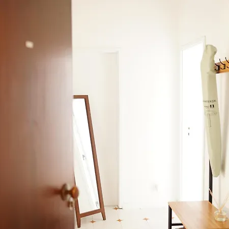 3 Balconies With Sea View - Restaurants Below - Personalized Support - -domostay Al Апартаменты Понта-Делгада