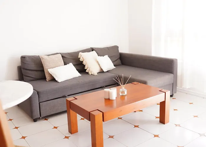 3 Balconies With Sea View - Restaurants Below - Personalized Support - -domostay Al アパート